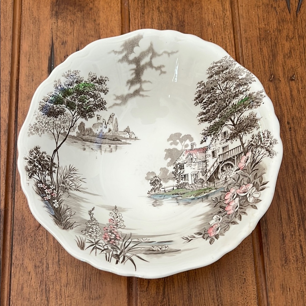 Olde Avon Dale J&G Meakin Bowl